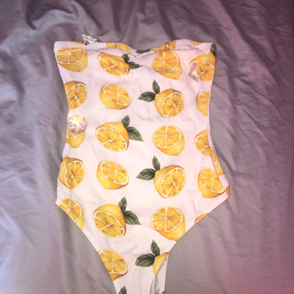 Strapless Lemon Bodysuit 🍋